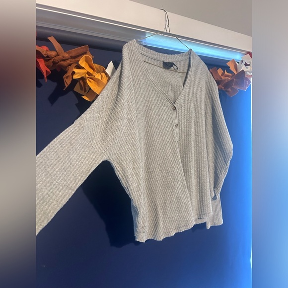 OUT FROM UNDER oversized button up tunic S - Picture 2 of 5